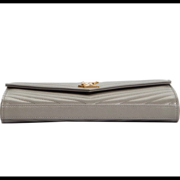 Saint Laurent YSL Monogram Matelassé Wallet on Chain - Picture 4 of 7